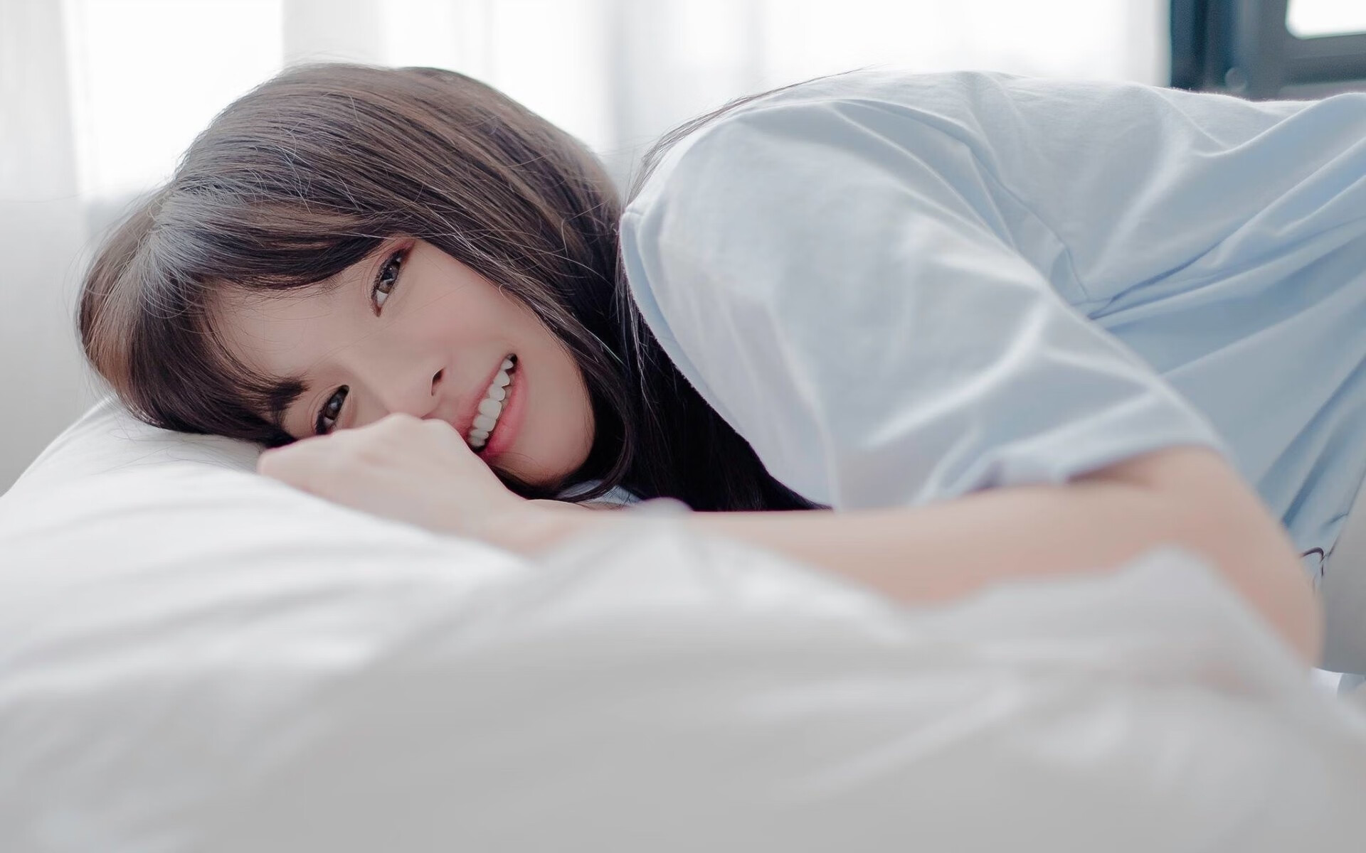 全国青少年花样滑冰邀请赛在哈尔滨举行，世界青少年花样滑冰锦标赛几年一次